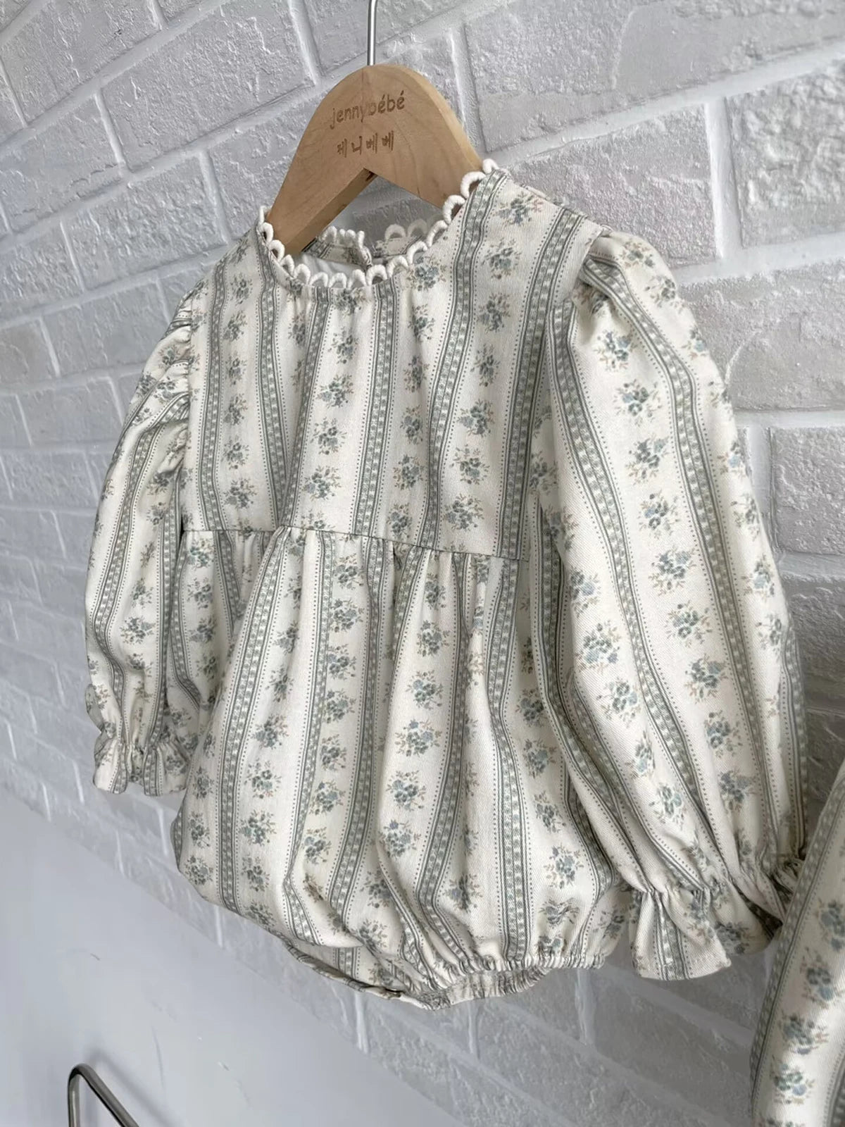 Vintage Newborn Infant Baby Girls Romper Spring Floral Stripe Baby Rompers Infant Bodysuit Toddler Onepiece Linen Baby Clothes