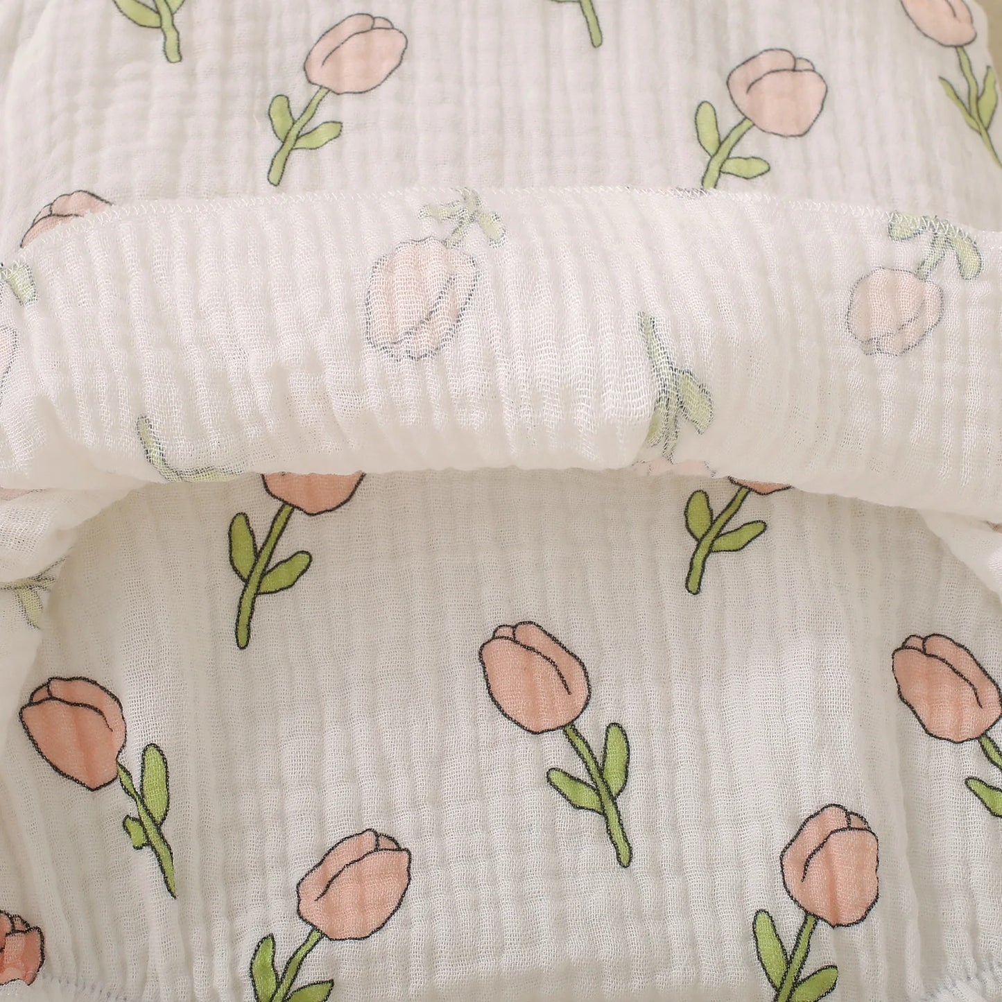 Summer female infant white strap tulip print sleeveless Romper, sweet and cute