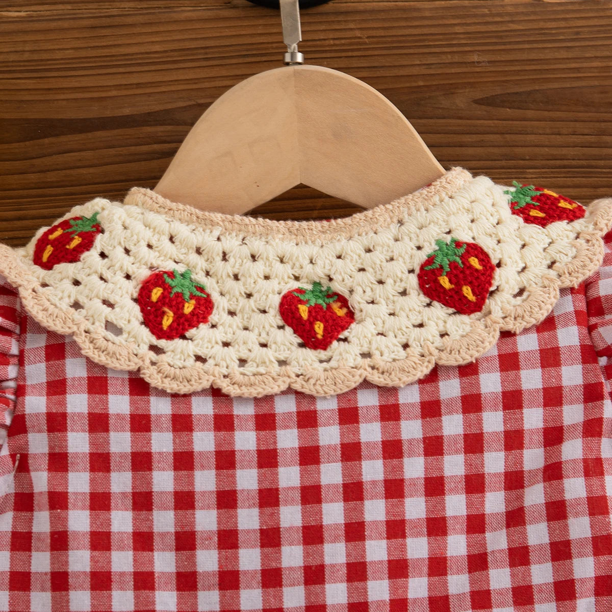 Red Checkered Baby Girl Dress Summer New Cute Strawberry Children'S Clothing (9 Months -4 Years Old)