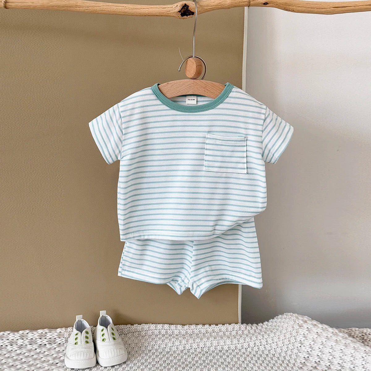 Summer Baby New Set Blue White Stripes Simple Comfortable Short Sleeves+Loose Sports Beach Shorts Boys Girls Clothing